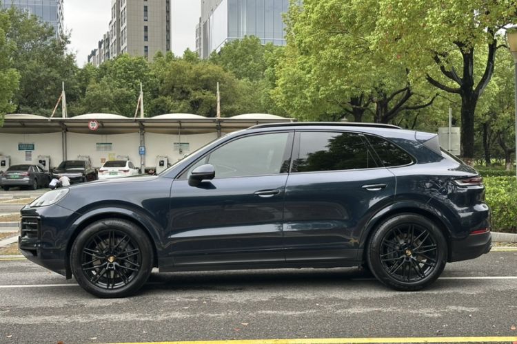 Used Porsche Cayenne 2024 Cayenne 3.0T Exterior 11