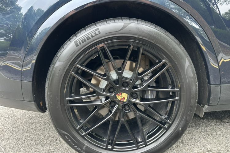 Used Porsche Cayenne 2024 Cayenne 3.0T Exterior 6