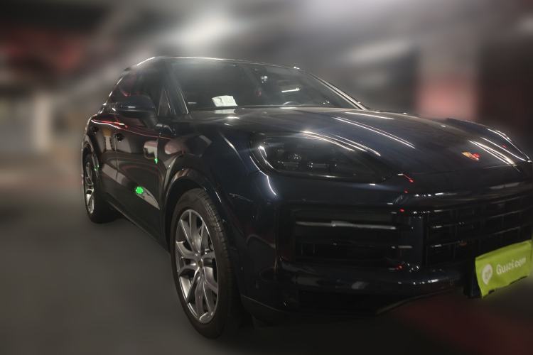 Used Porsche Cayenne 2024 Cayenne Coupé 3.0T Front Right 45 Deg