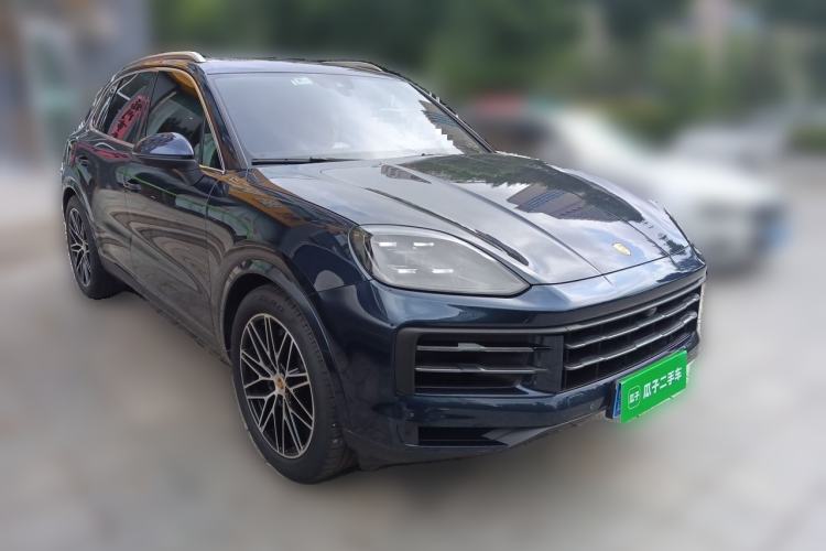 Used Porsche Cayenne 2024 Cayenne 3.0T Front Right 45 Deg