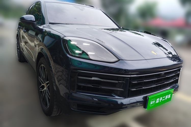 Used Porsche Cayenne 2024 Cayenne 3.0T Front Right 45 Deg
