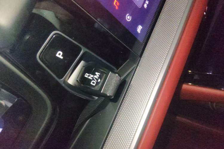 Used Porsche Cayenne 2024 Cayenne 3.0T Gear Lever