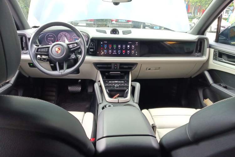 Used Porsche Cayenne 2024 Cayenne 3.0T Headliner
