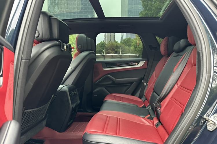 Used Porsche Cayenne 2024 Cayenne 3.0T Interior 1