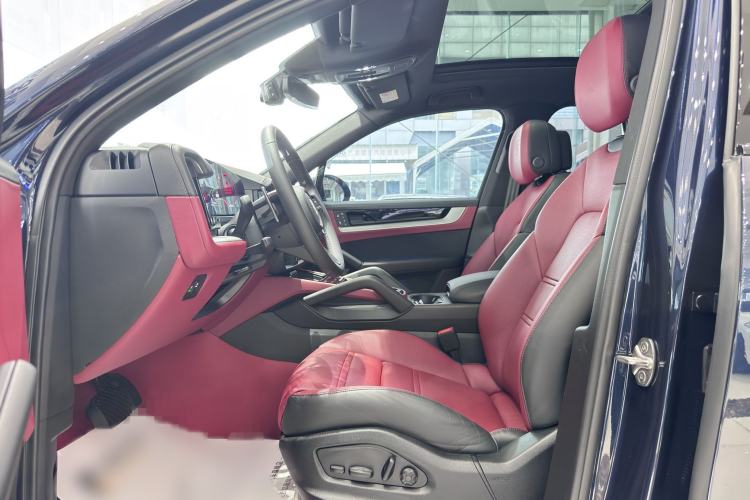 Used Porsche Cayenne 2024 Cayenne 3.0T Left Front Seat
