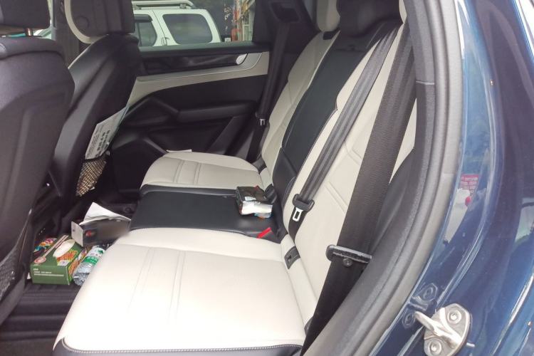 Used Porsche Cayenne 2024 Cayenne 3.0T Left Rear Seat