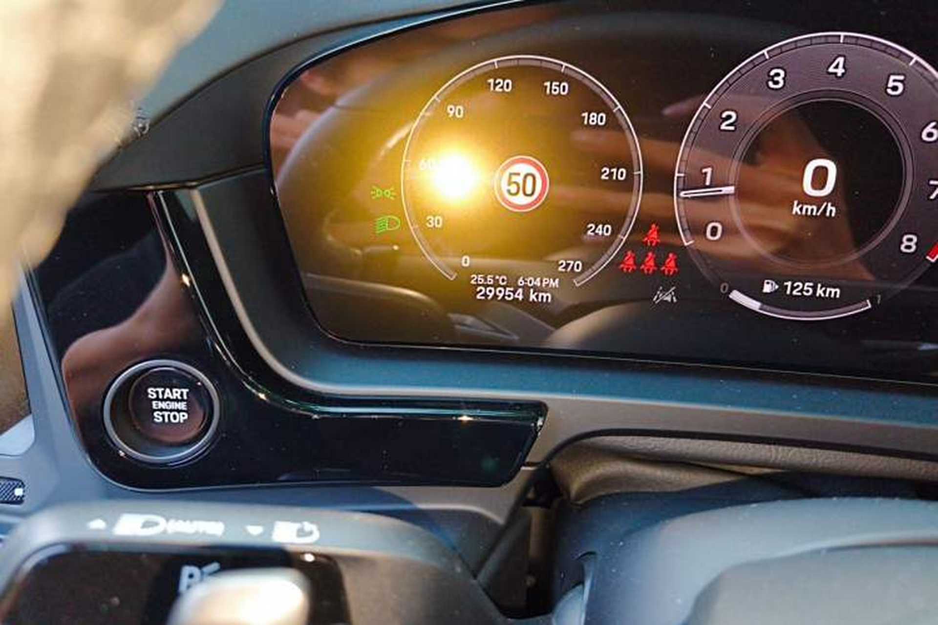 Used Porsche Cayenne 2024 Cayenne 3.0T Odometer Close Up