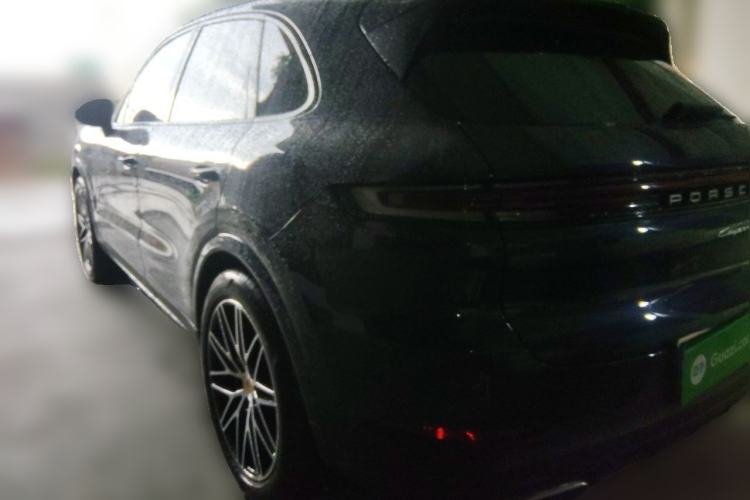Used Porsche Cayenne 2024 Cayenne 3.0T Rear Left 45 Deg