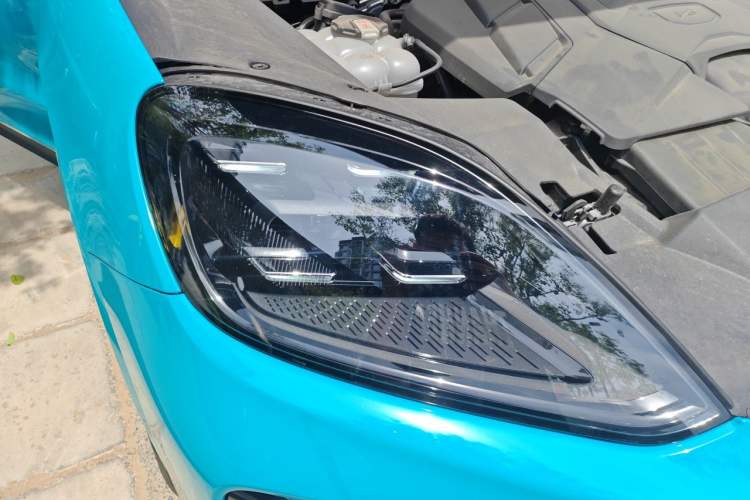Used Porsche Cayenne 2024 Cayenne 3.0T Right Front Headlight