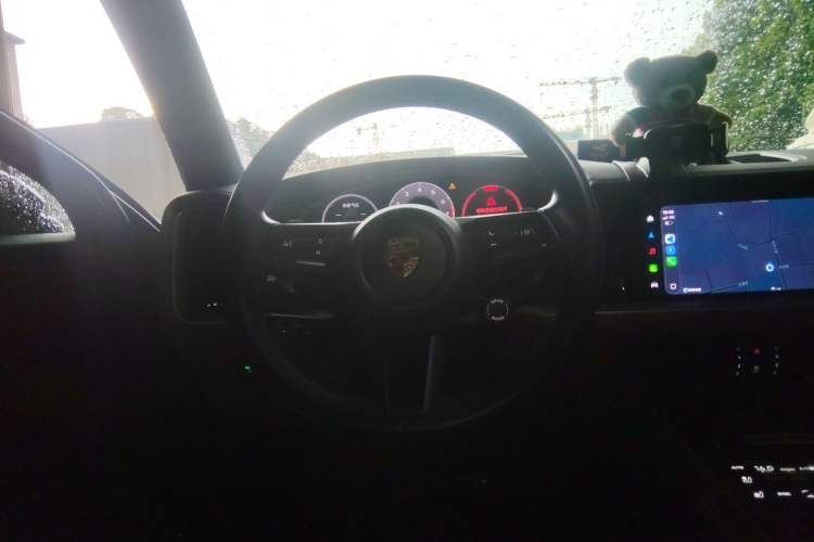 Used Porsche Cayenne 2024 Cayenne 3.0T Steering Wheel