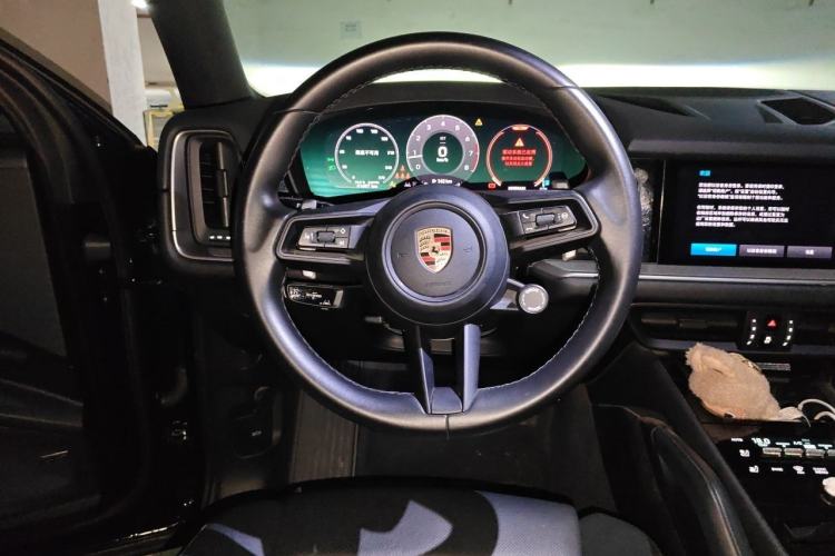 Used Porsche Cayenne 2024 Cayenne 3.0T Steering Wheel