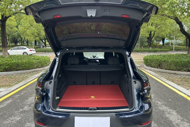 Used Porsche Cayenne 2024 Cayenne 3.0T Trunk