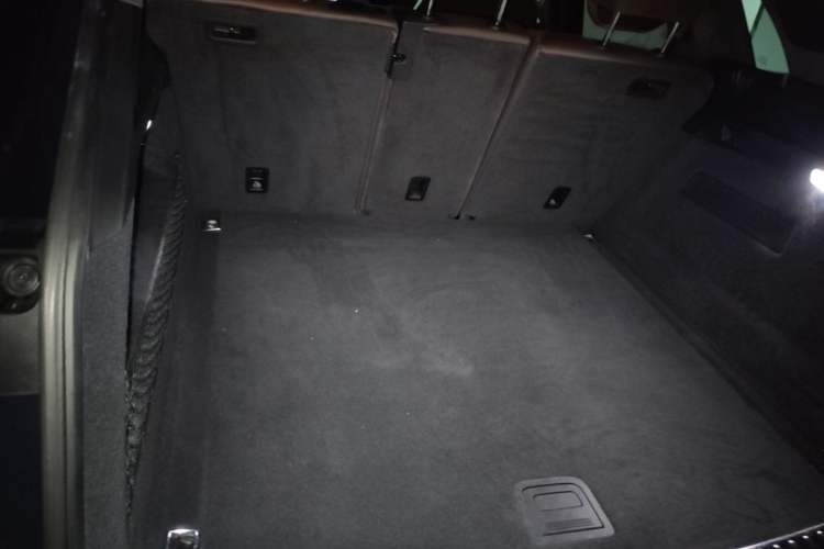 Used Porsche Cayenne 2024 Cayenne 3.0T Trunk