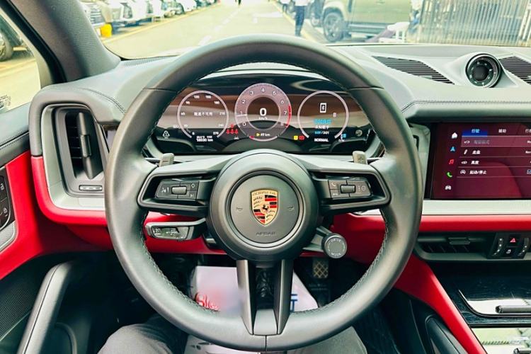 Used Porsche Cayenne 2024 Cayenne 3.0T Interior 3