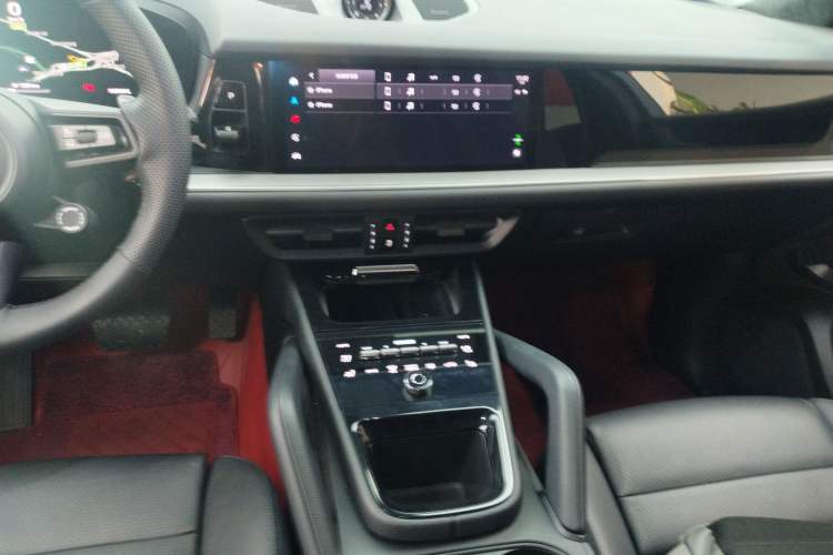 Used Porsche Cayenne 2024 Cayenne 3.0T Audio And AC Panel