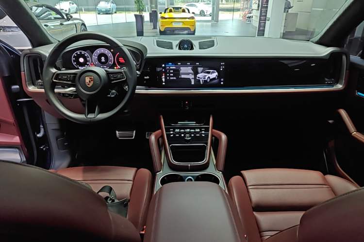 Used Porsche Cayenne 2024 Cayenne 3.0T Center Console