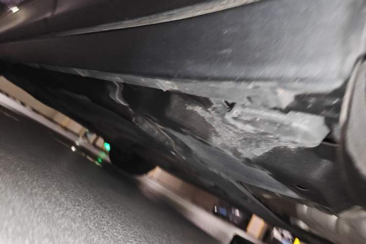 Used Porsche Cayenne 2024 Cayenne 3.0T Chassis Rear Left