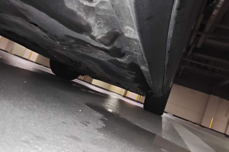 Used Porsche Cayenne 2024 Cayenne 3.0T Chassis Rear Right
