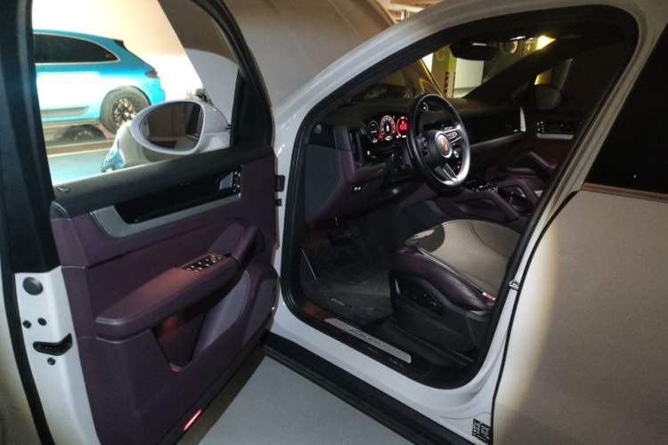 Used Porsche Cayenne 2024 Cayenne 3.0T Driver Seat