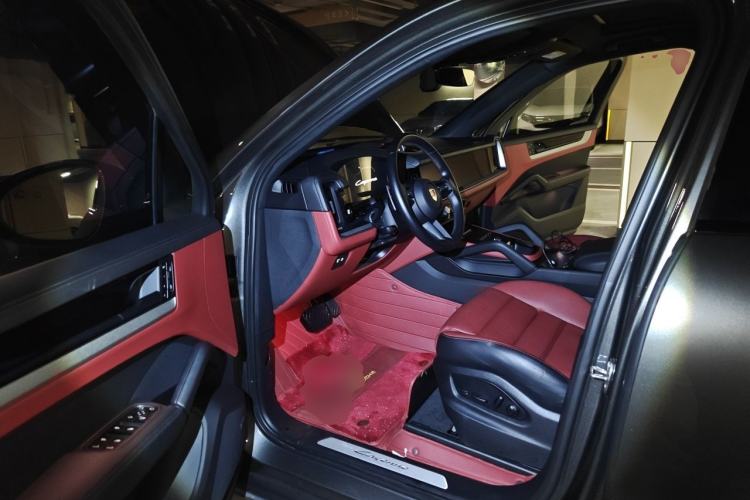 Used Porsche Cayenne 2024 Cayenne 3.0T Driver Seat