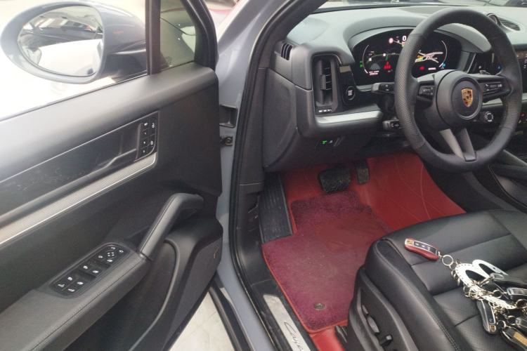 Used Porsche Cayenne 2024 Cayenne 3.0T Driver Seat