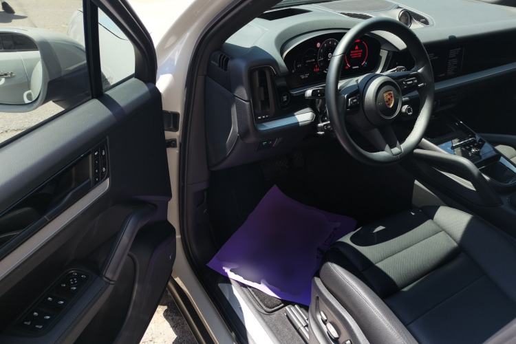 Used Porsche Cayenne 2024 Cayenne 3.0T Driver Seat
