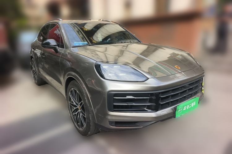 Used Porsche Cayenne 2024 Cayenne 3.0T Front Right 45 Deg