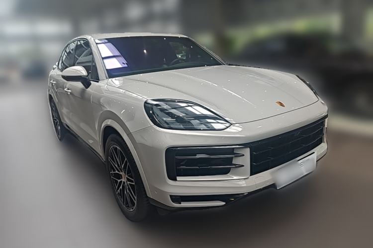 Used Porsche Cayenne 2024 Cayenne 3.0T Front Right 45 Deg