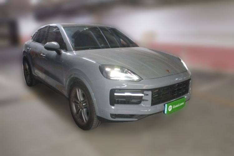 Used Porsche Cayenne 2024 Cayenne Coupé 3.0T Front Right 45 Deg