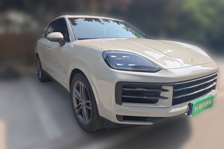 Used Porsche Cayenne 2024 Cayenne 3.0T Front Right 45 Deg