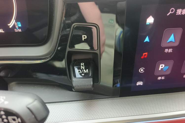 Used Porsche Cayenne 2024 Cayenne 3.0T Gear Lever