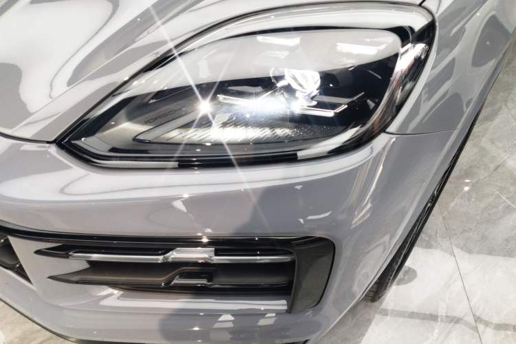 Used Porsche Cayenne 2024 Cayenne 3.0T Left Front Headlight