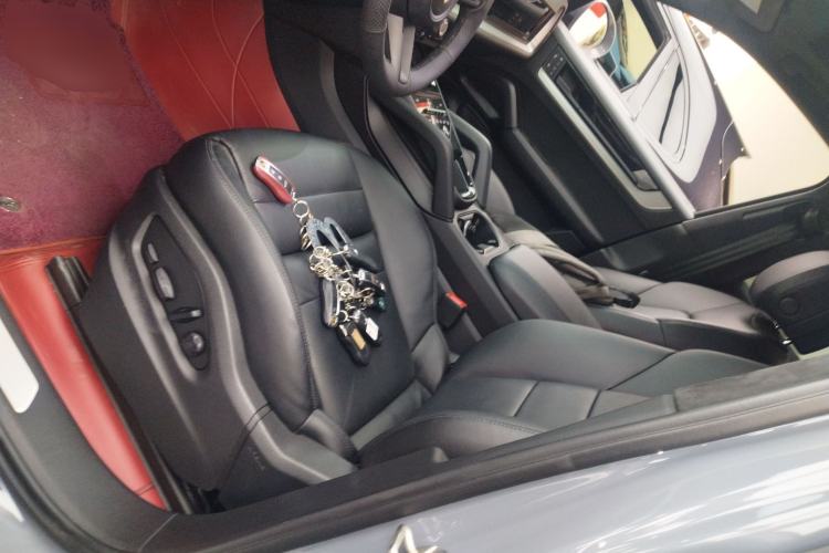 Used Porsche Cayenne 2024 Cayenne 3.0T Left Front Seat