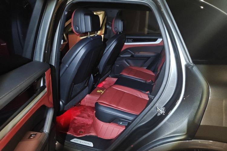 Used Porsche Cayenne 2024 Cayenne 3.0T Left Rear Seat