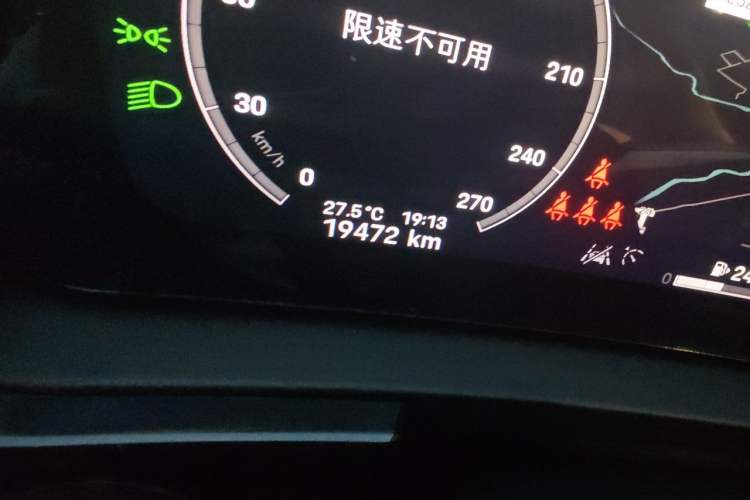 Used Porsche Cayenne 2024 Cayenne 3.0T Odometer Close Up