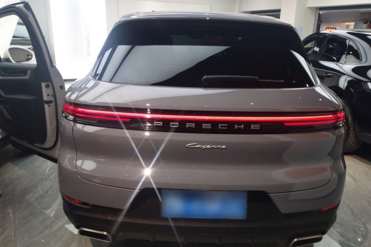 Used Porsche Cayenne 2024 Cayenne 3.0T Rear