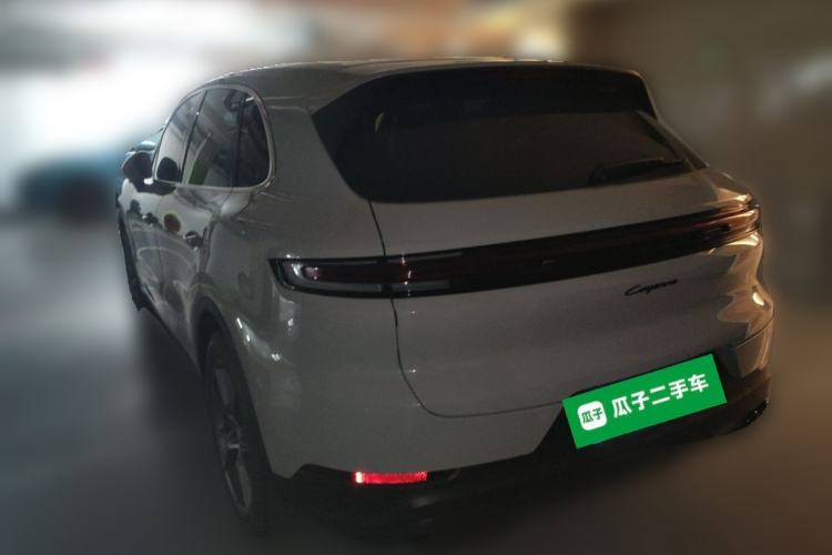 Used Porsche Cayenne 2024 Cayenne 3.0T Rear Left 45 Deg