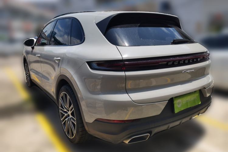 Used Porsche Cayenne 2024 Cayenne 3.0T Rear Left 45 Deg