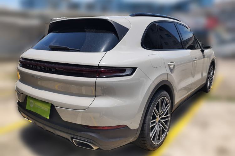 Used Porsche Cayenne 2024 Cayenne 3.0T Rear Right 45 Deg