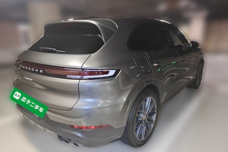 Used Porsche Cayenne 2024 Cayenne 3.0T Rear Right 45 Deg