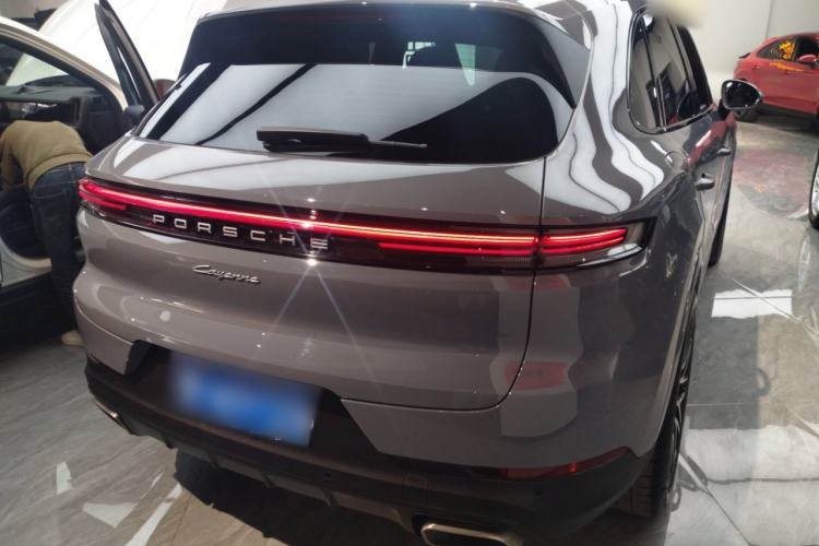 Used Porsche Cayenne 2024 Cayenne 3.0T Rear Right 45 Deg