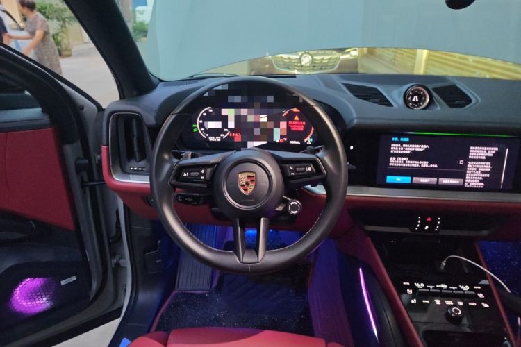 Used Porsche Cayenne 2024 Cayenne 3.0T Steering Wheel