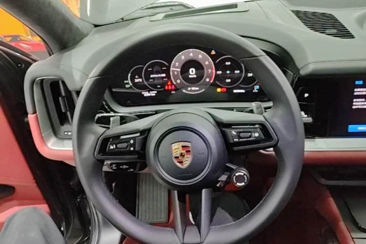 Used Porsche Cayenne 2024 Cayenne 3.0T Steering Wheel