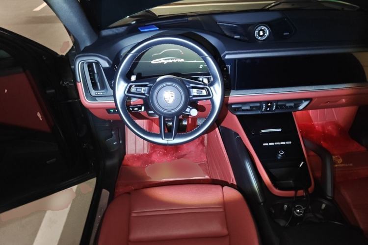 Used Porsche Cayenne 2024 Cayenne 3.0T Steering Wheel