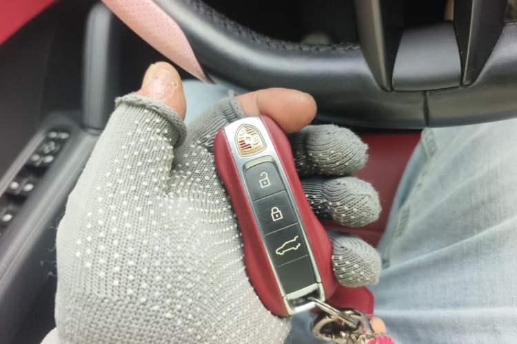Used Porsche Cayenne 2024 Cayenne 3.0T Vehicle Key