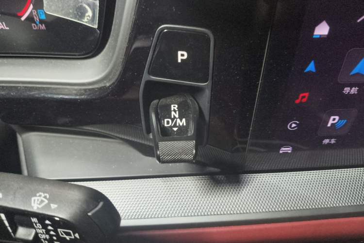 Used Porsche Cayenne 2024 Cayenne 3.0T Gear Lever