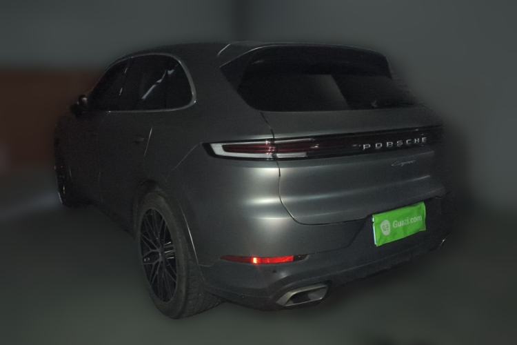 Used Porsche Cayenne 2024 Cayenne 3.0T Rear Left 45 Deg