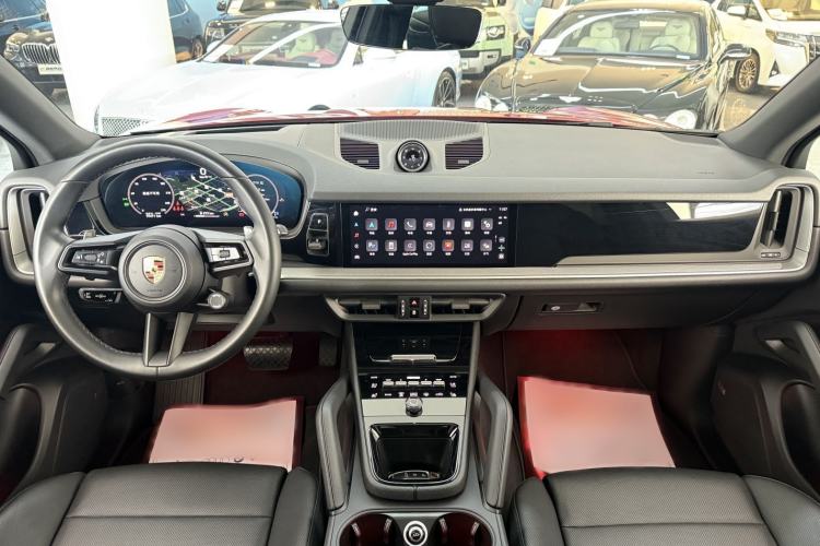 Used Porsche Cayenne 2024 Cayenne 3.0T Interior 1