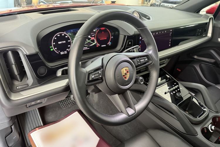 Used Porsche Cayenne 2024 Cayenne 3.0T Interior 2