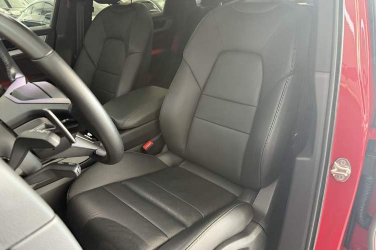 Used Porsche Cayenne 2024 Cayenne 3.0T Interior 5